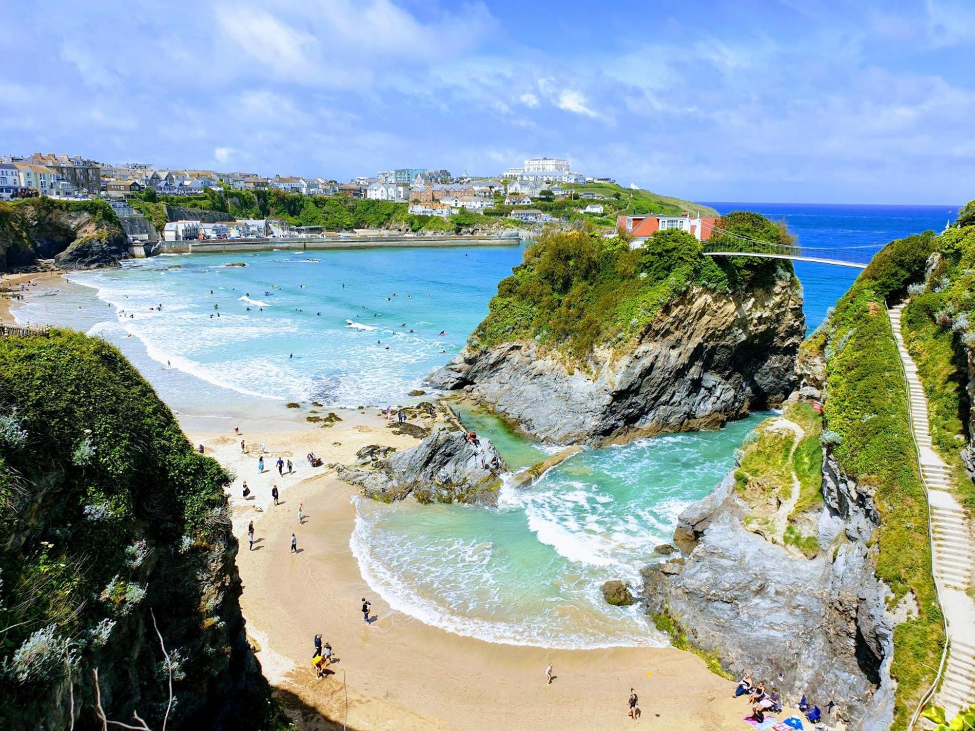 Campsite Lovely Caravan To Hire At White Acres In Newquay Ref 94419of Cubert